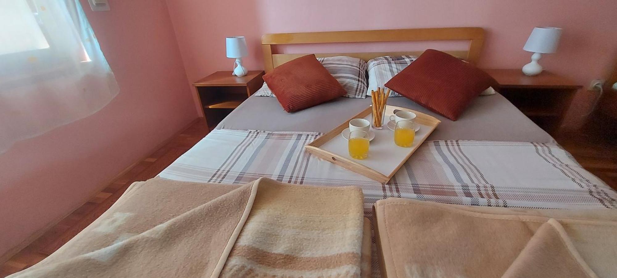 Holiday House And Apartments Vale 더가리사 외부 사진
